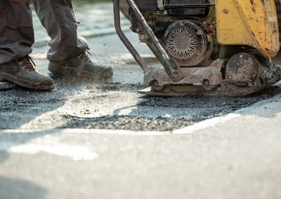 service de compactage avant pavage et asphaltage sur la Rive-Sud, Rive-Nord, Montréal, Laval, Longueuil et ses environs / Entrepeneur Pavage Rive-Sud