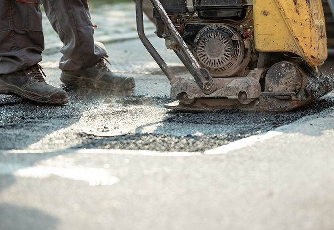 service de soumission pavage et asphalte et d’estimation gratuite coût et prix sur le pavage, asphalte, excavation, terrassement, pavé-uni et amenagement paysager à Montréal, Laval, Châteauguay, Delson, La Prairie, Longueuil, McMasterville, Mont-Saint-Hilaire, Otterburn Park, Belœil, Boucherville, Brossard, Candiac, Carignan, Chambly, Saint-Basile-le-Grand, Saint-Bruno-de-Montarville, Sainte-Catherine, Saint-Constant, Saint-Isidore, Sainte-Julie, Saint-Lambert, Saint-Philippe, Varennes, Montérégie, Rive-Sud et sur la Rive-Nord de Montréal et ses environs / Asphalte et Pavage Rive-Sud